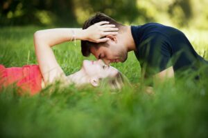 セックスレスには電話占いがおすすめ!占い師も紹介
